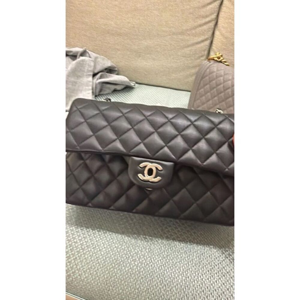 Chanel Women Pre-Loved Bag Brand New Condition